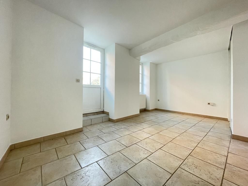 Achat appartement à vendre 2 pièces 35 m² - Boissy-sous-Saint-Yon