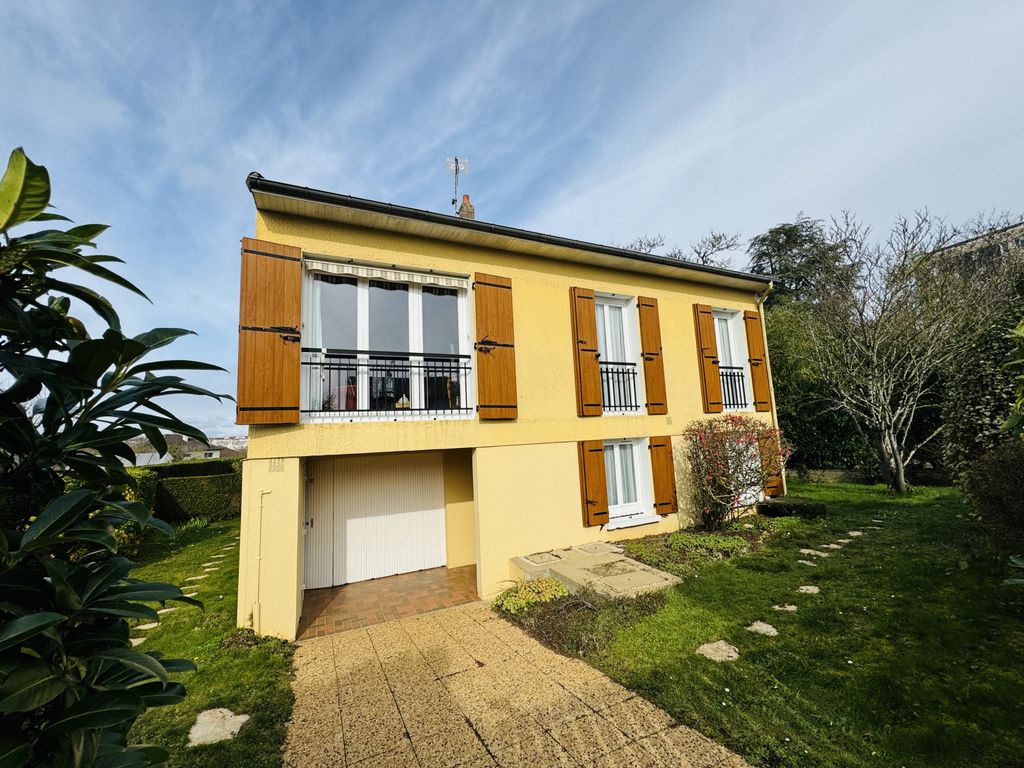 Achat maison à vendre 5 chambres 130 m² - Poitiers