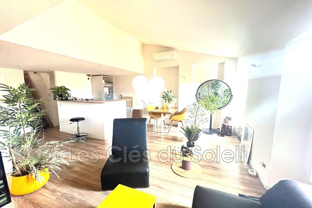 Achat appartement à vendre 3 pièces 48 m² - Tourves