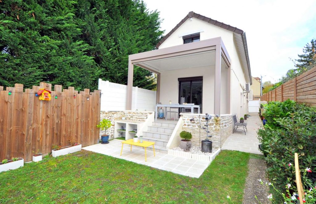 Achat maison à vendre 2 chambres 110 m² - Saint-Chéron