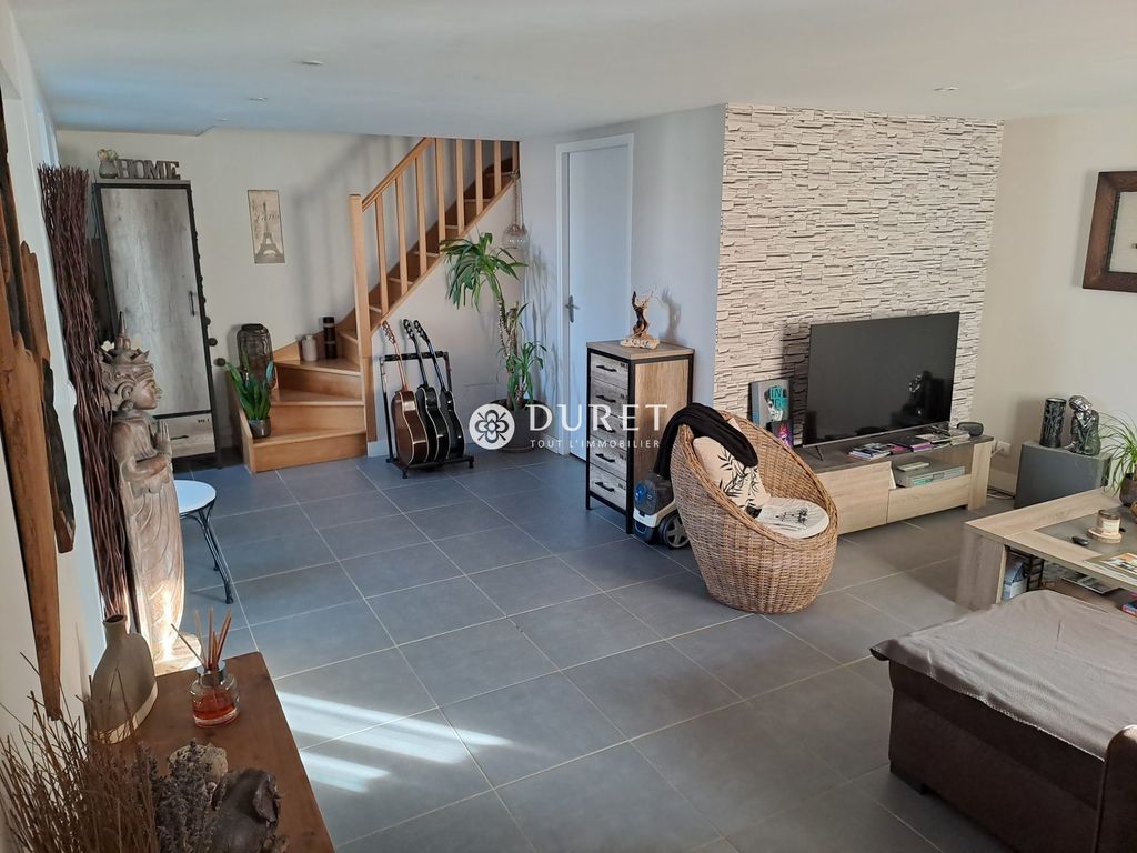 Achat maison à vendre 1 chambre 64 m² - Chavagnes-en-Paillers