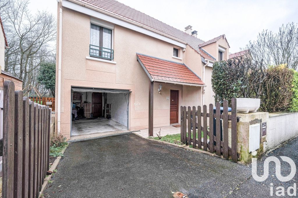 Achat maison à vendre 3 chambres 92 m² - Crégy-lès-Meaux