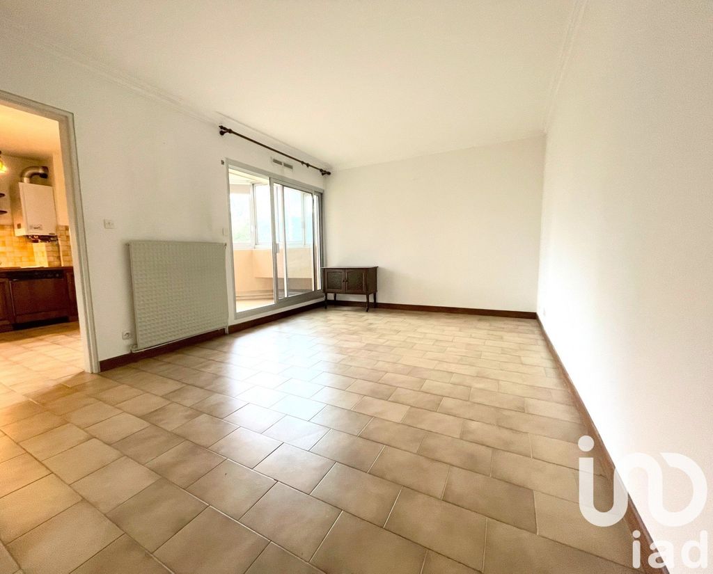 Achat appartement à vendre 3 pièces 46 m² - Uzès