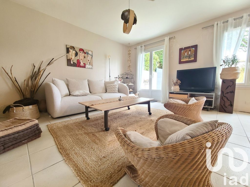 Achat maison à vendre 2 chambres 70 m² - Dompierre-sur-Mer