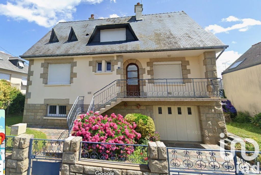 Achat maison à vendre 4 chambres 115 m² - Saint-Germain-en-Coglès