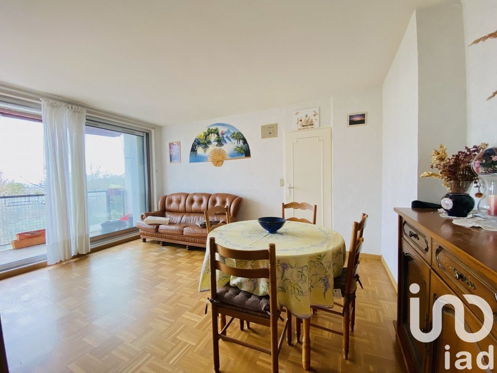 Achat appartement à vendre 4 pièces 62 m² - Marly-le-Roi