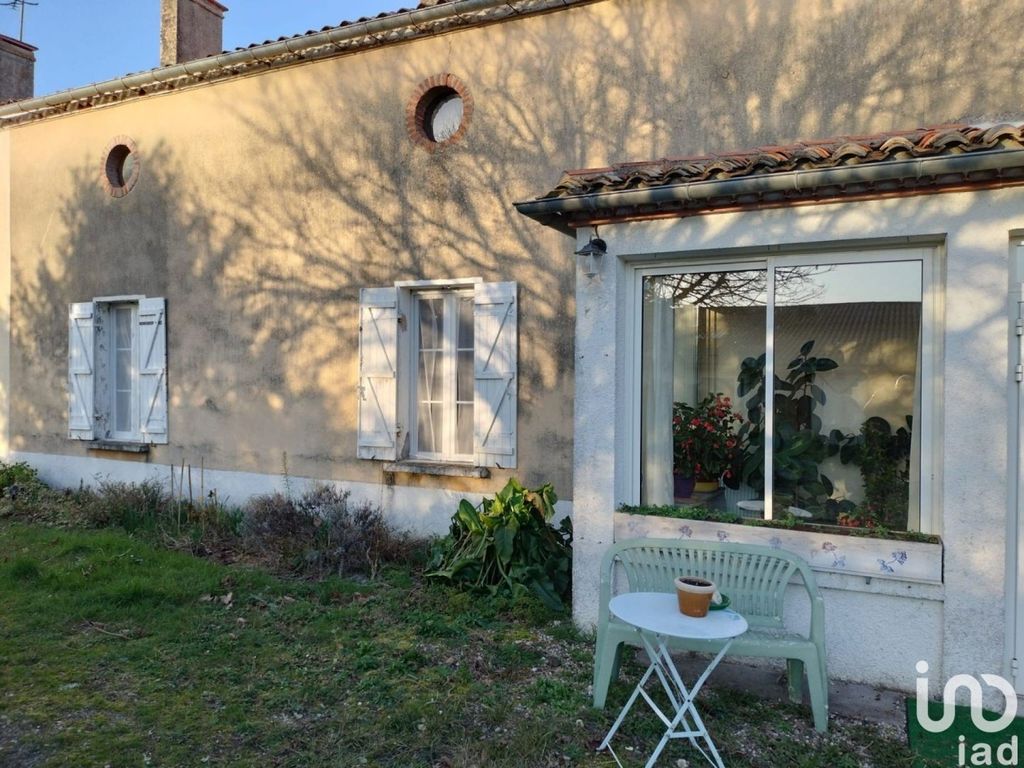 Achat maison à vendre 3 chambres 145 m² - Grignols