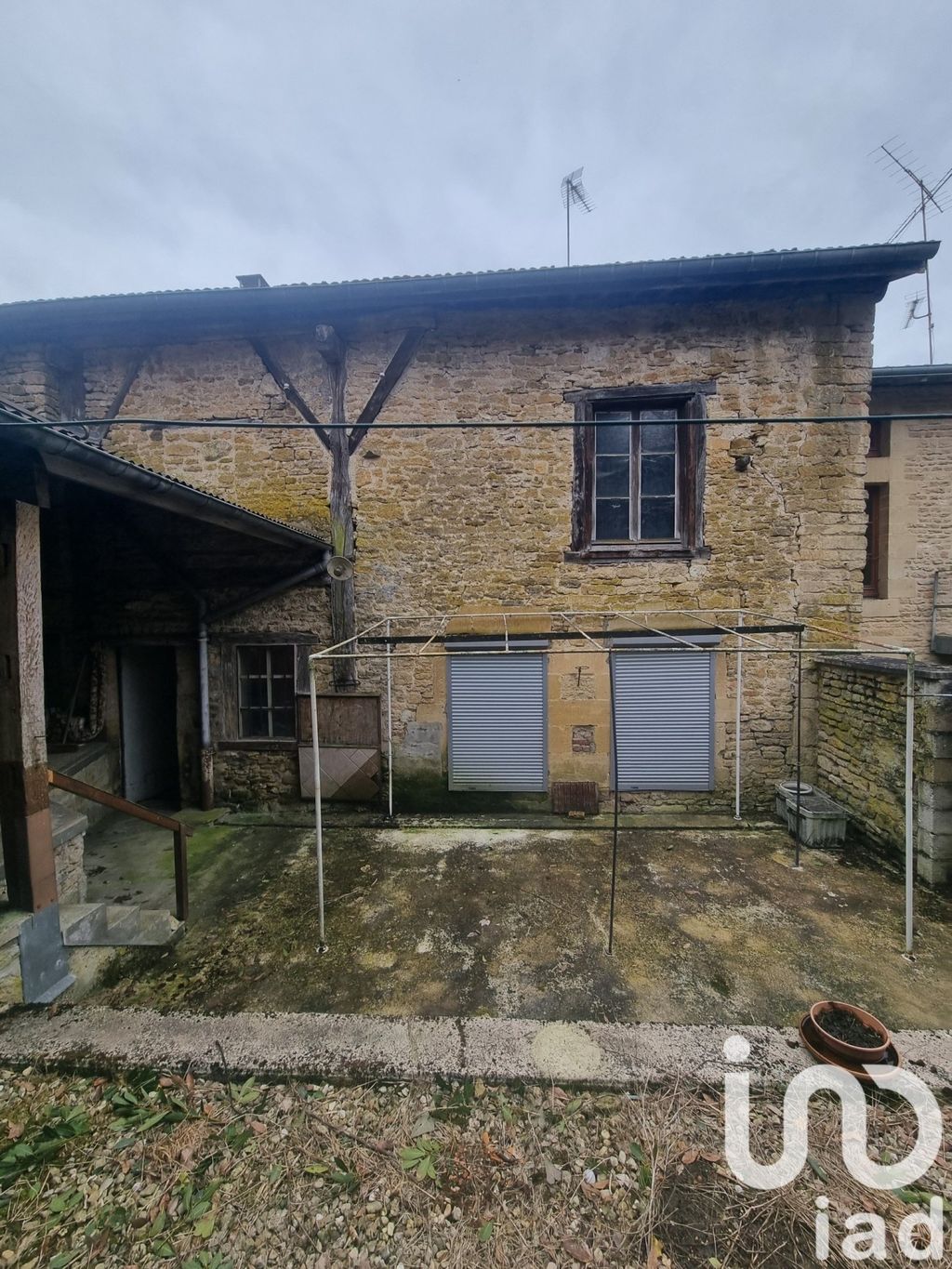 Achat maison à vendre 4 chambres 266 m² - Buzancy