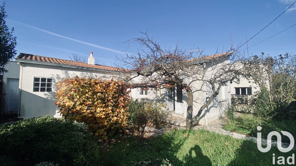 Achat maison à vendre 2 chambres 70 m² - La Rochelle