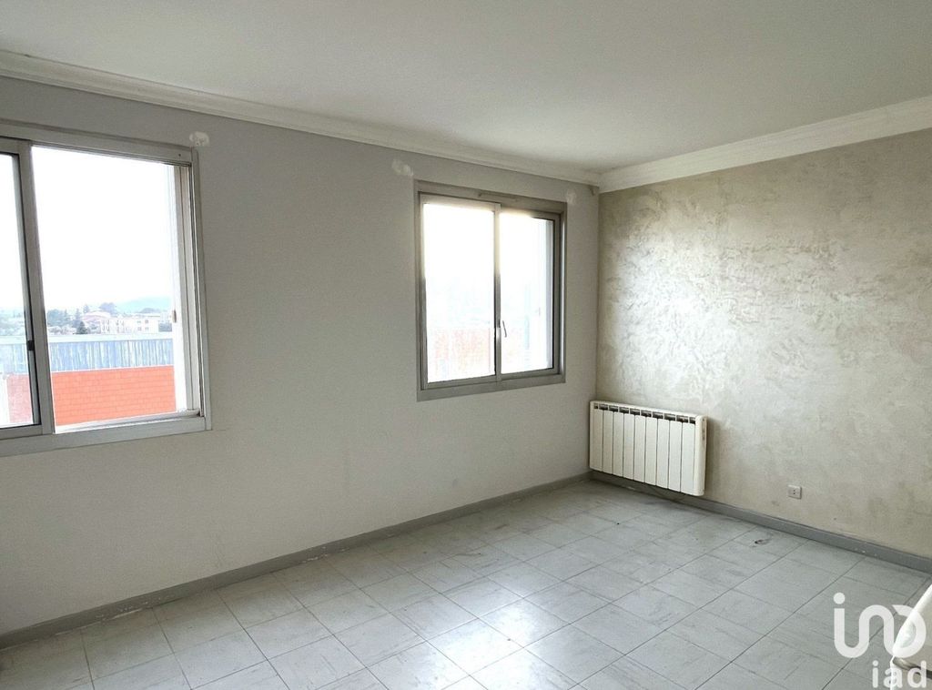 Achat appartement à vendre 5 pièces 86 m² - Bagnols-sur-Cèze