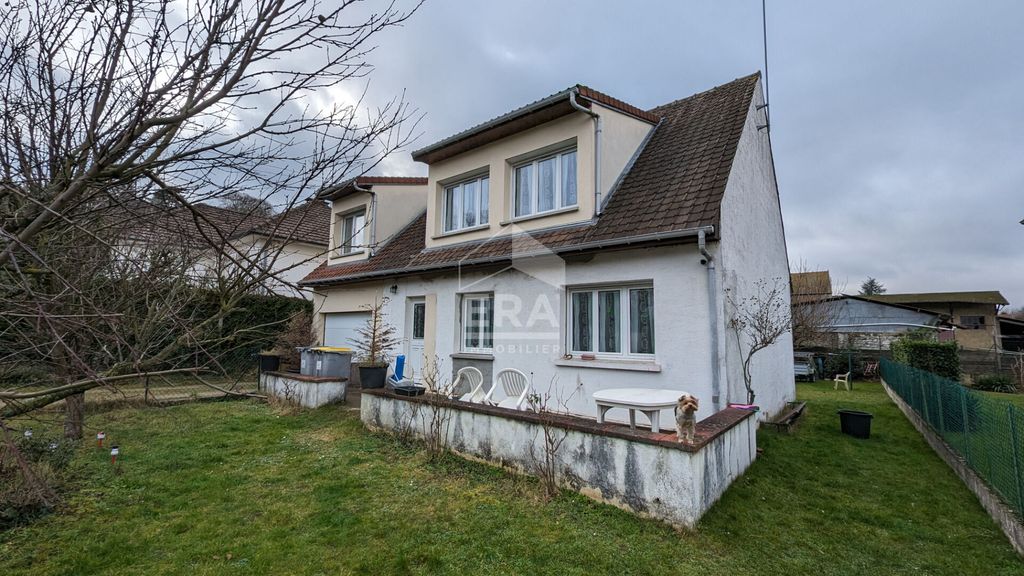 Achat maison à vendre 5 chambres 135 m² - Luzarches