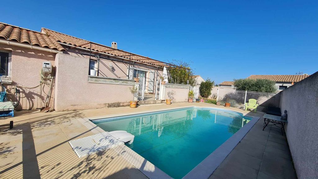 Achat maison à vendre 4 chambres 110 m² - Saint-Andiol