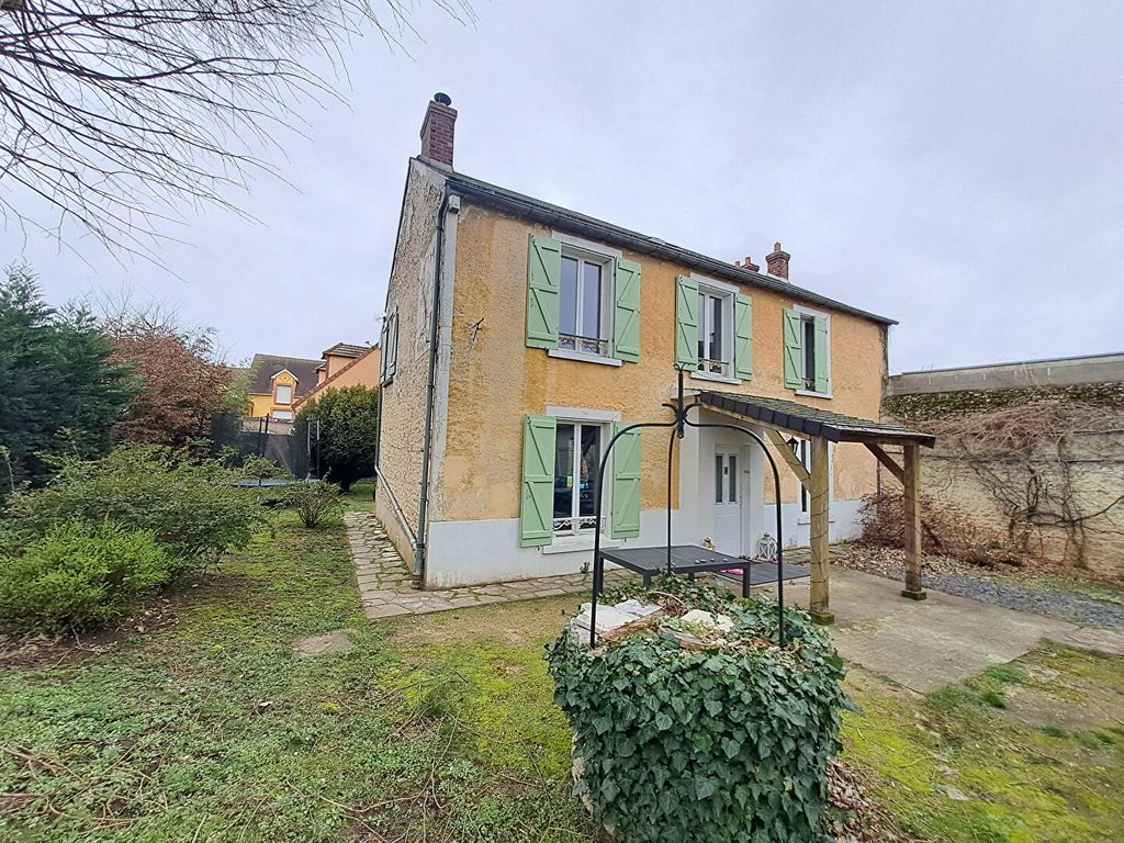 Achat maison à vendre 3 chambres 118 m² - Brières-les-Scellés