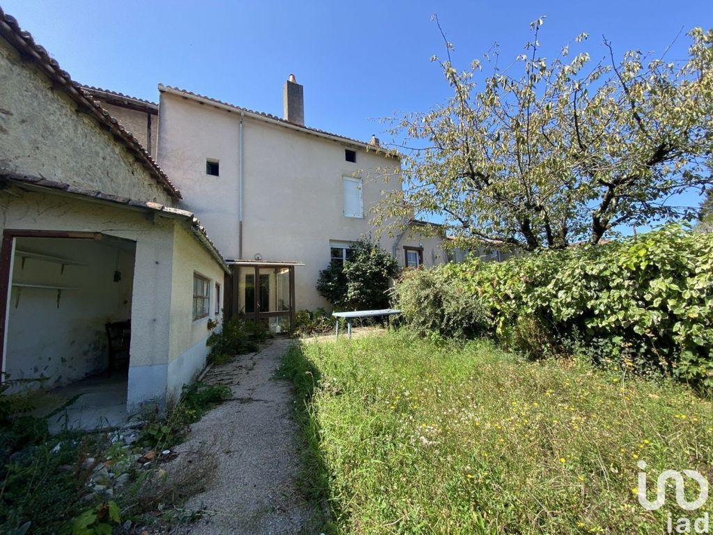 Achat maison à vendre 2 chambres 113 m² - Parthenay