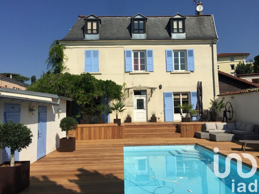Achat maison à vendre 5 chambres 224 m² - Champagne-au-Mont-d'Or