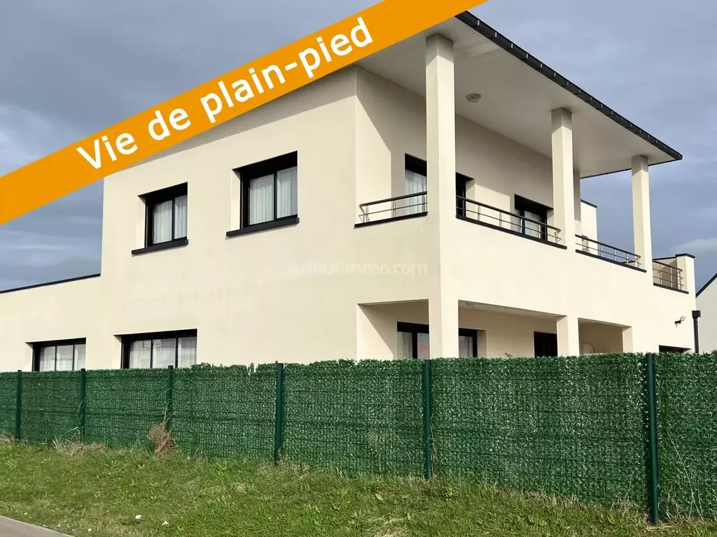Achat maison à vendre 4 chambres 185 m² - Saint-Brieuc