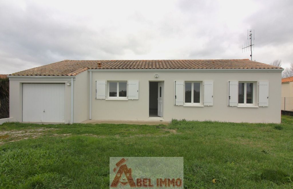 Achat maison à vendre 2 chambres 70 m² - Saint-Romain-de-Benet