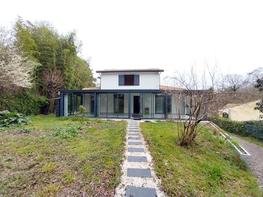 Achat maison à vendre 4 chambres 130 m² - Artigues-près-Bordeaux