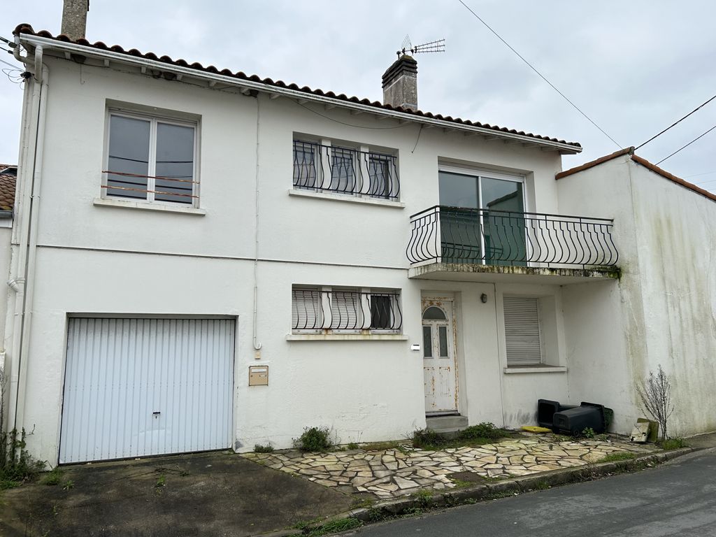 Achat maison à vendre 2 chambres 70 m² - Royan