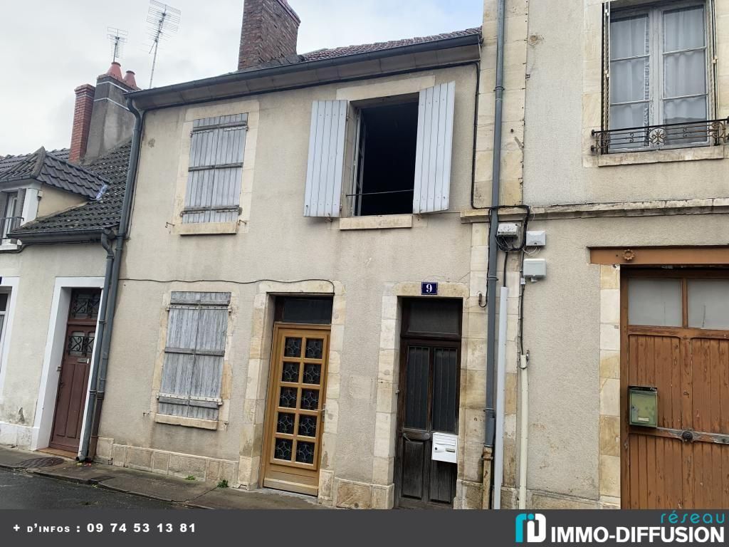 Achat maison à vendre 2 chambres 75 m² - Saint-Amand-Montrond