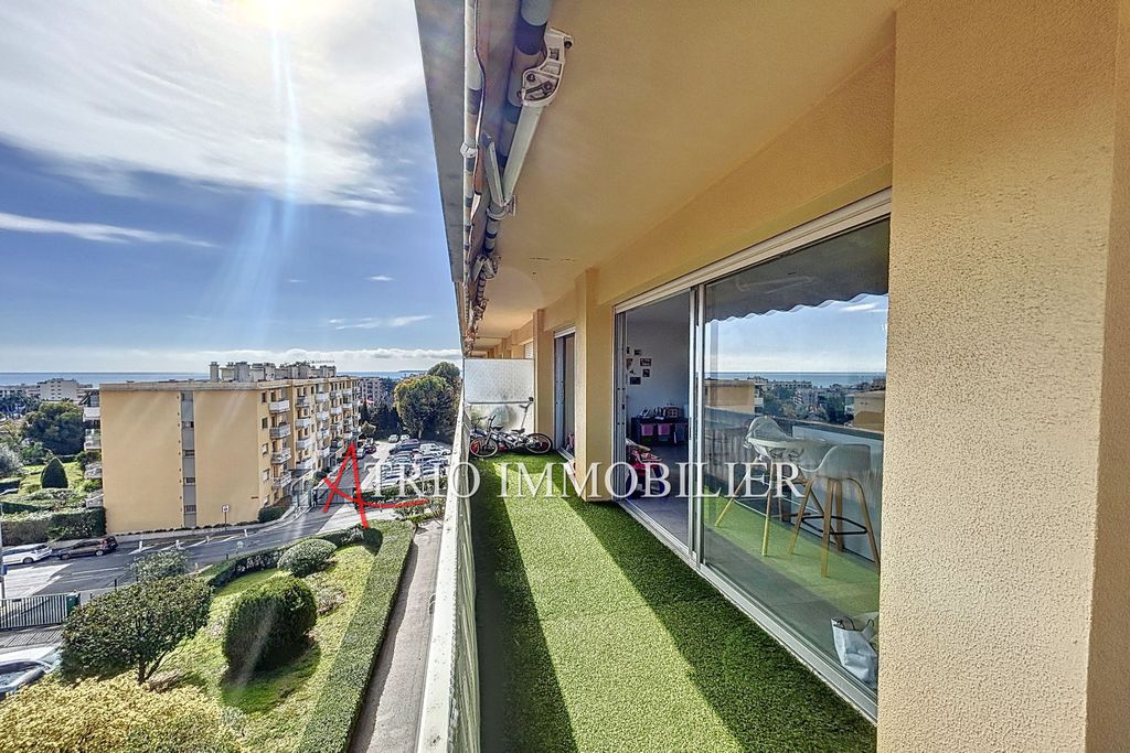 Achat appartement à vendre 4 pièces 89 m² - Cagnes-sur-Mer