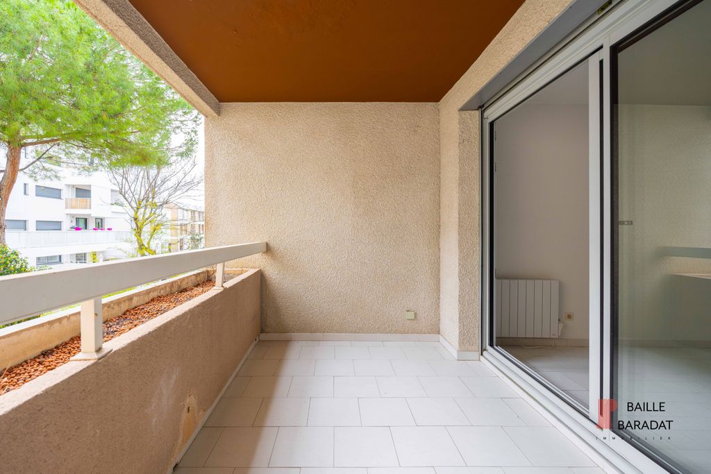 Achat appartement à vendre 2 pièces 55 m² - Marseille 8ème arrondissement