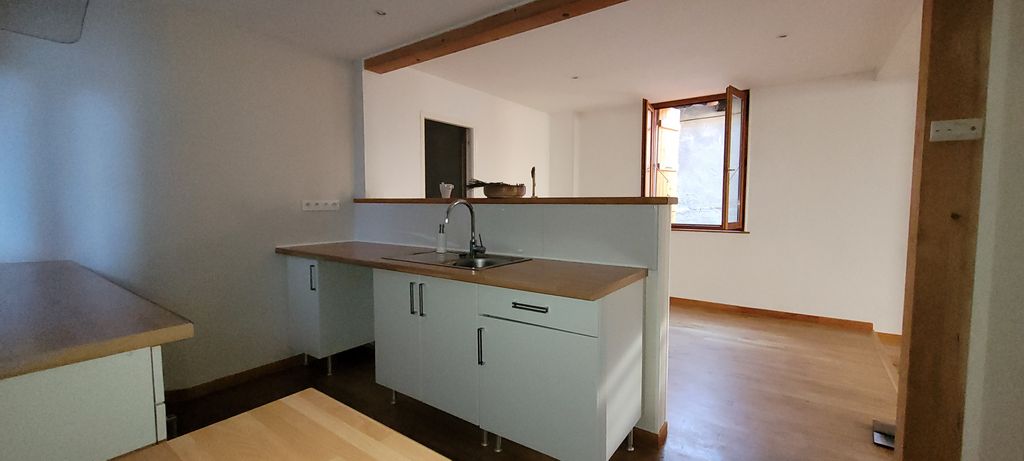 Achat maison à vendre 3 chambres 104 m² - Beaulieu-sur-Dordogne