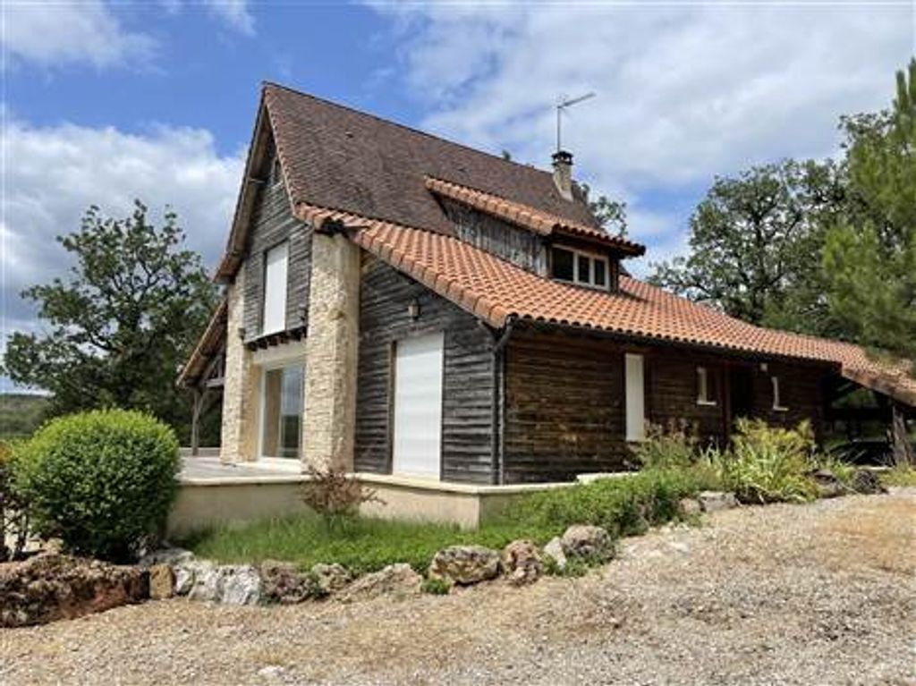 Achat maison à vendre 3 chambres 135 m² - Loubressac