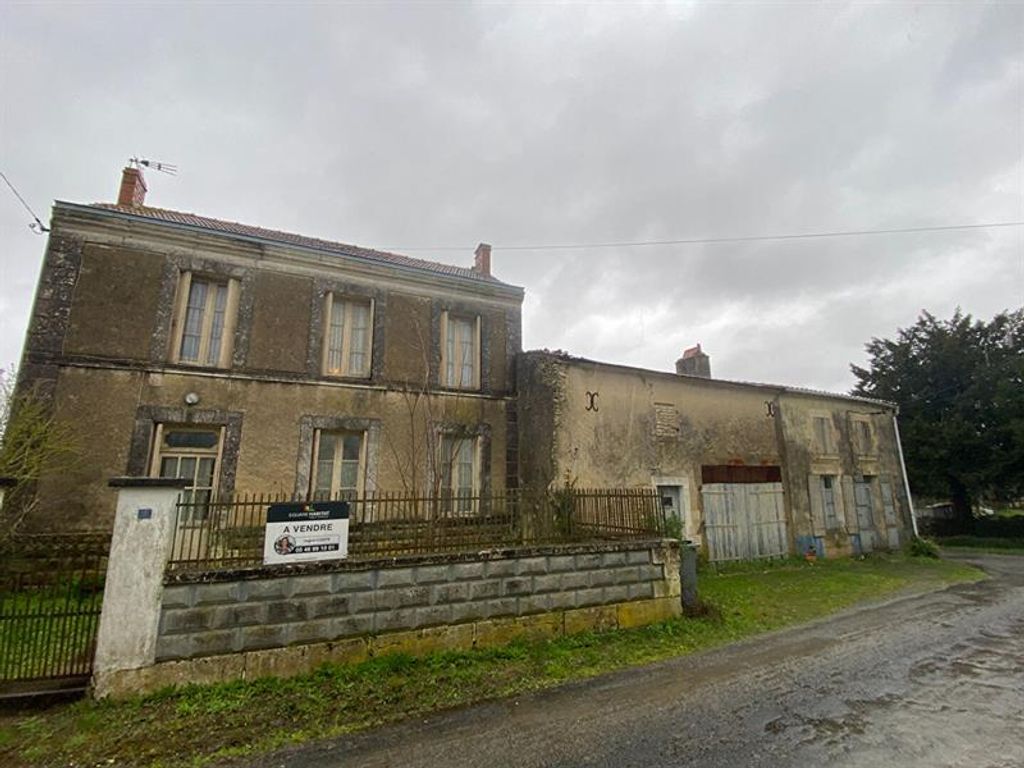 Achat maison à vendre 2 chambres 118 m² - Saint-Saturnin-du-Bois