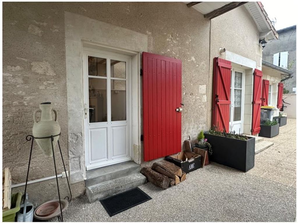Achat maison à vendre 3 chambres 104 m² - Saint-Georges-lès-Baillargeaux