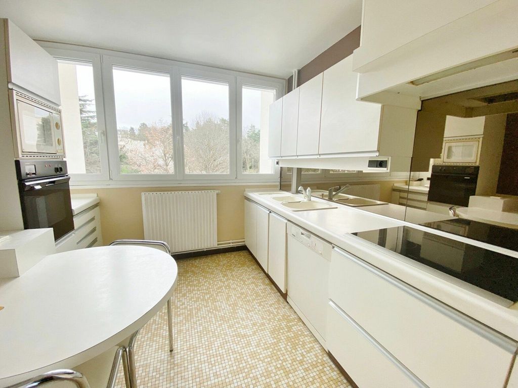Achat appartement à vendre 6 pièces 112 m² - Sainte-Foy-lès-Lyon