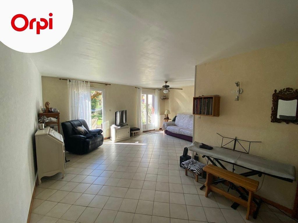 Achat maison à vendre 3 chambres 91 m² - La Buisse