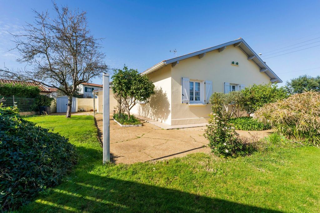 Achat maison à vendre 3 chambres 103 m² - Anglet