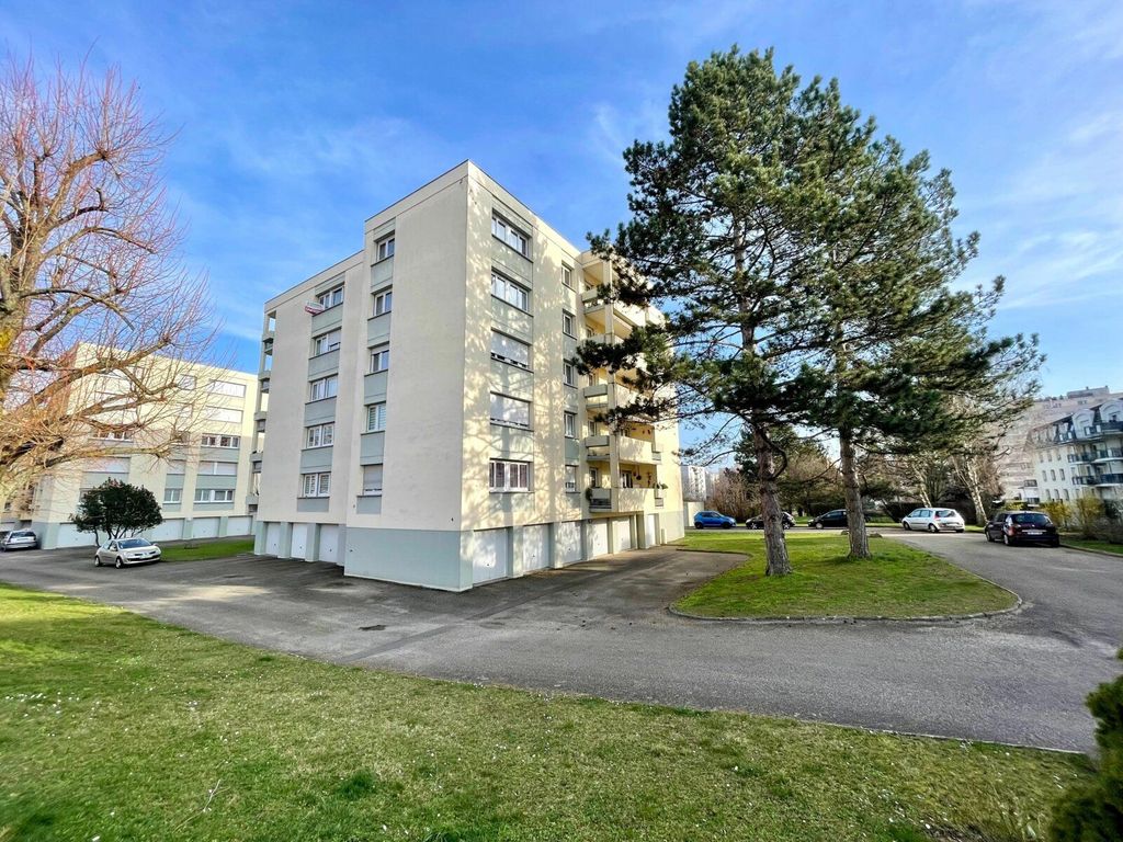 Achat appartement à vendre 3 pièces 75 m² - Hoenheim