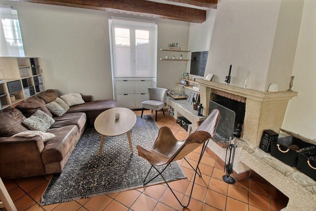 Achat maison à vendre 3 chambres 87 m² - Marseille 11ème arrondissement