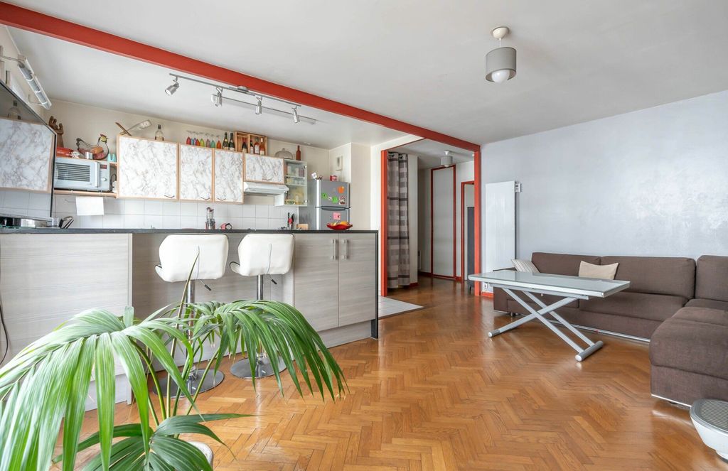 Achat appartement à vendre 3 pièces 66 m² - Saint-Maurice