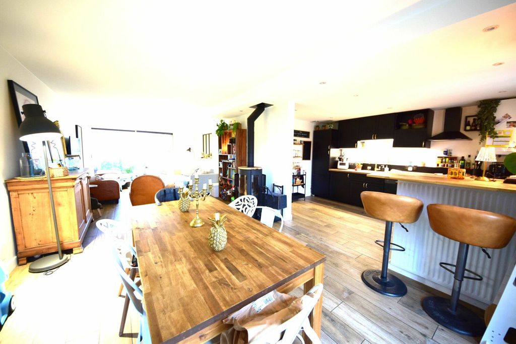 Achat maison à vendre 5 chambres 168 m² - Saintry-sur-Seine