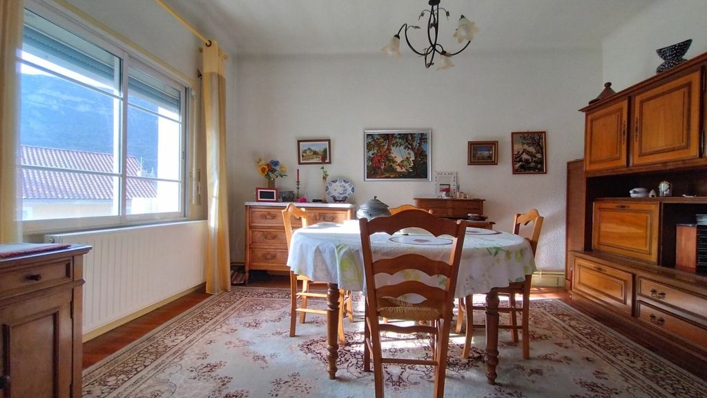 Achat appartement à vendre 2 pièces 57 m² - Laragne-Montéglin