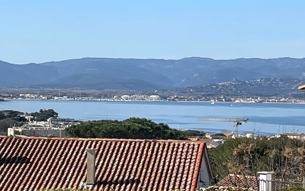 Achat appartement à vendre 4 pièces 83 m² - Saint-Tropez