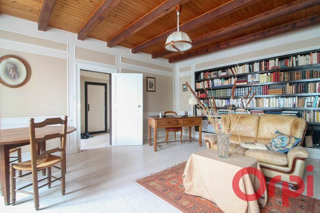Achat maison à vendre 4 chambres 153 m² - Saint-Laurent-de-la-Prée