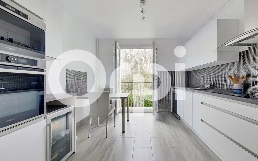 Achat appartement à vendre 5 pièces 115 m² - Senlis