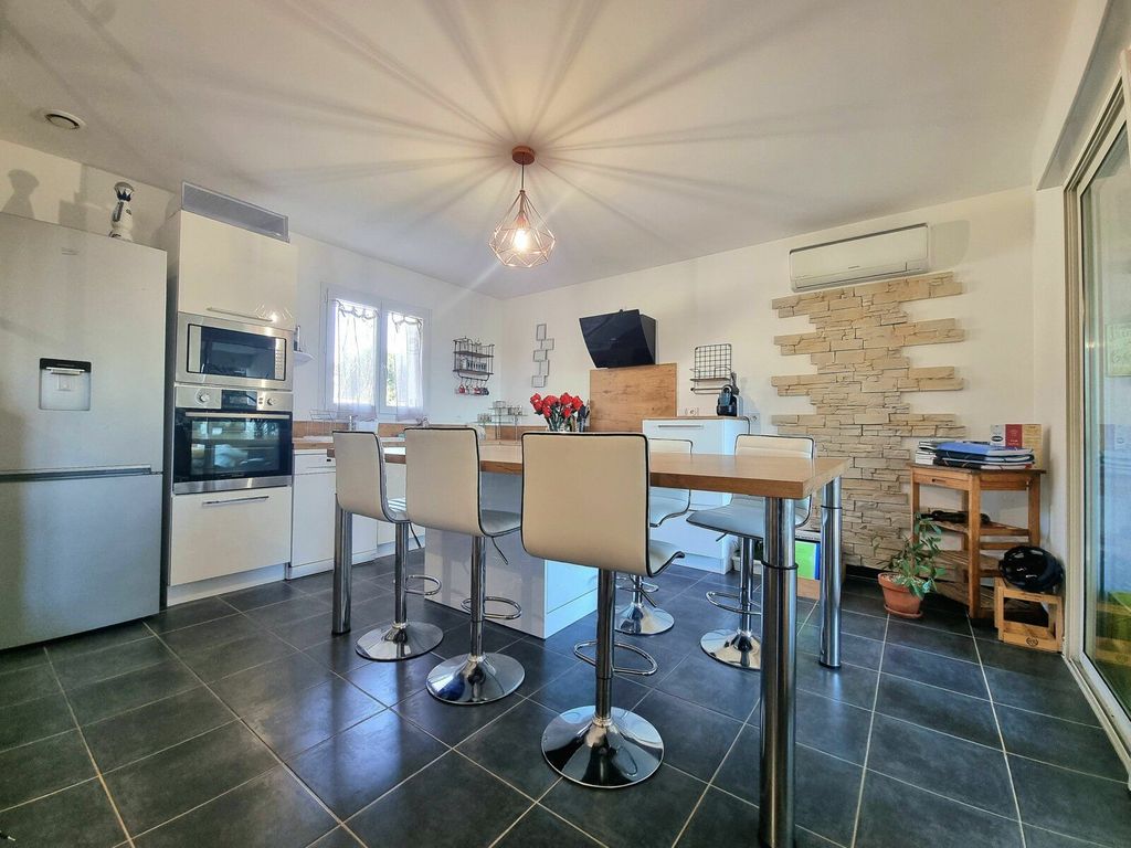 Achat appartement à vendre 3 pièces 72 m² - Maussane-les-Alpilles