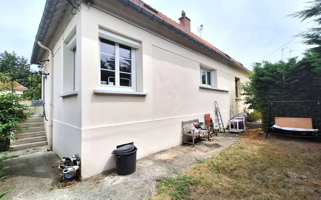 Achat maison à vendre 2 chambres 67 m² - Cuise-la-Motte