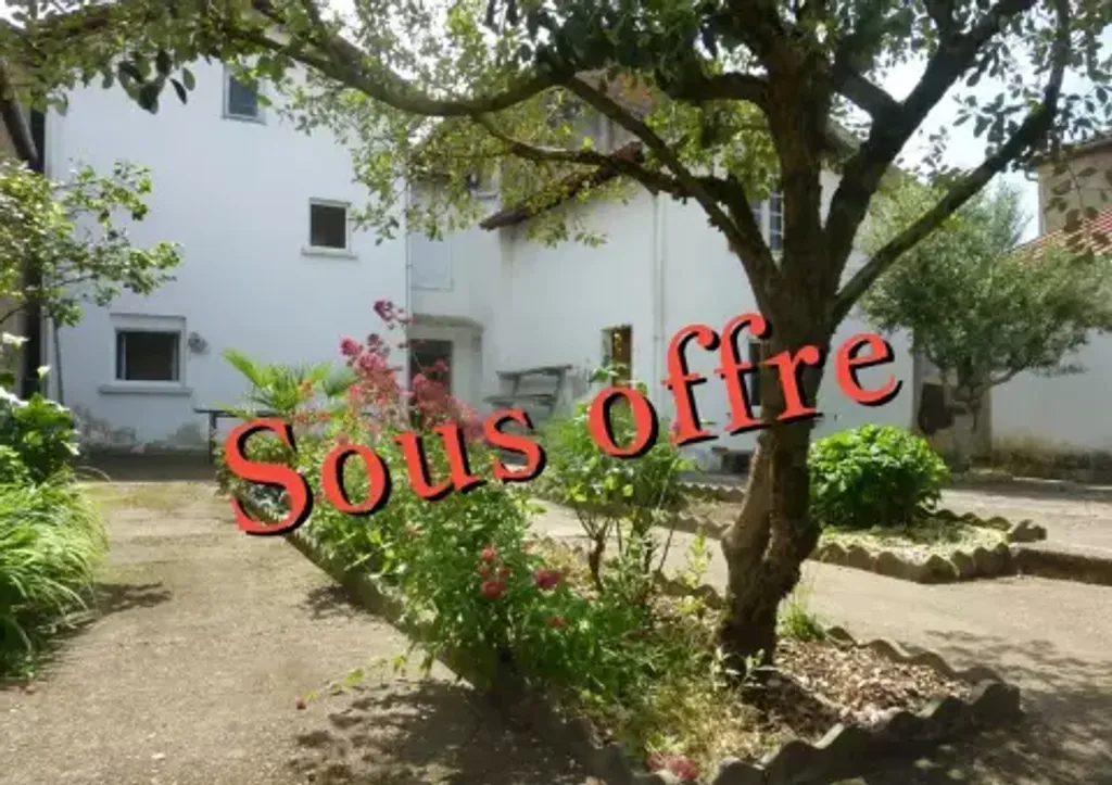 Achat maison à vendre 3 chambres 161 m² - Coudures