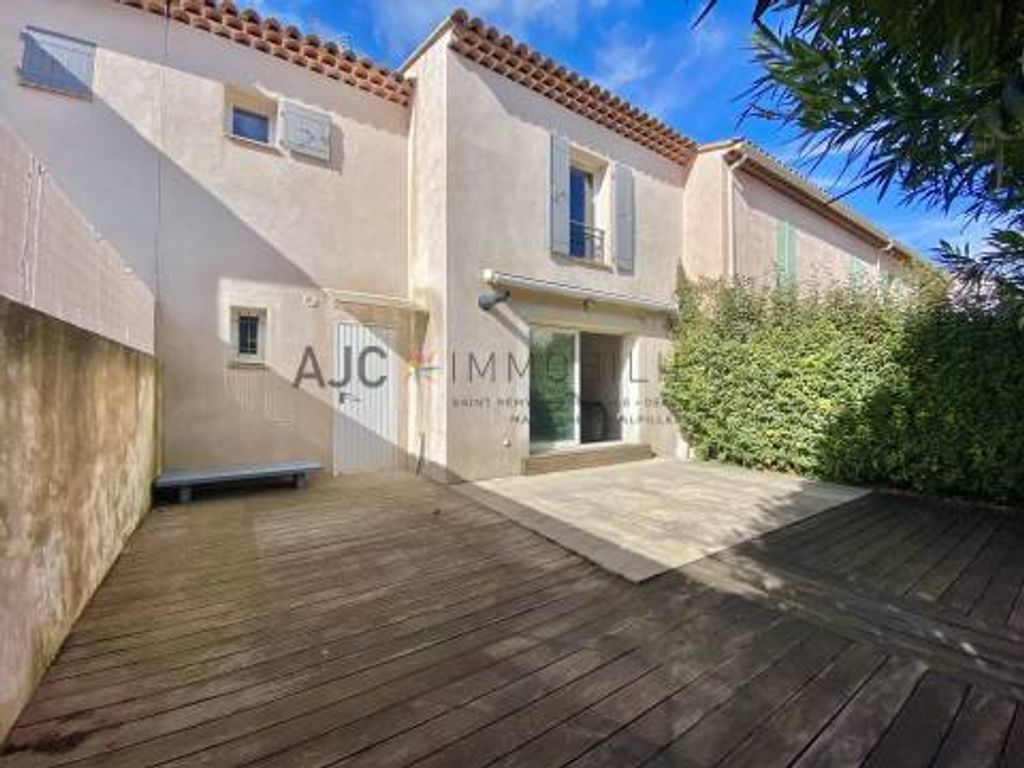 Achat maison à vendre 3 chambres 87 m² - Saint-Rémy-de-Provence