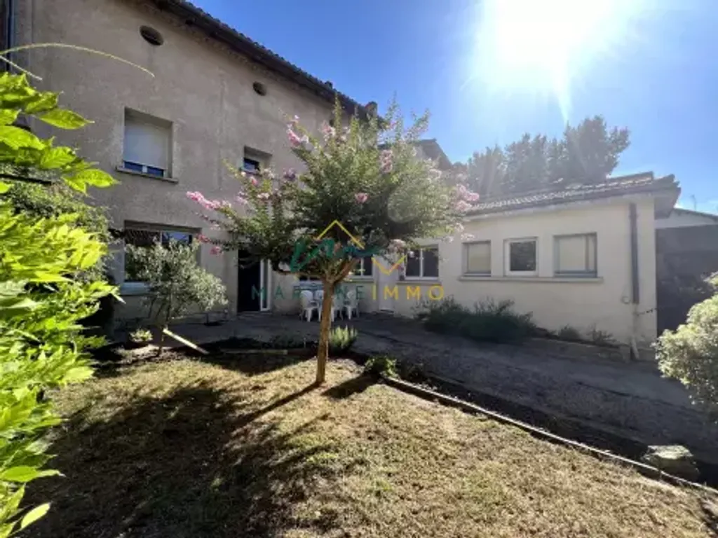 Achat maison à vendre 5 chambres 205 m² - Marmande