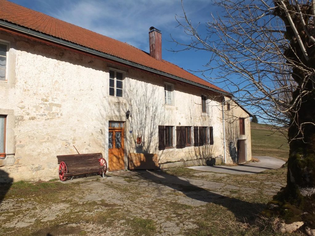 Achat maison à vendre 5 chambres 200 m² - Les Moussières