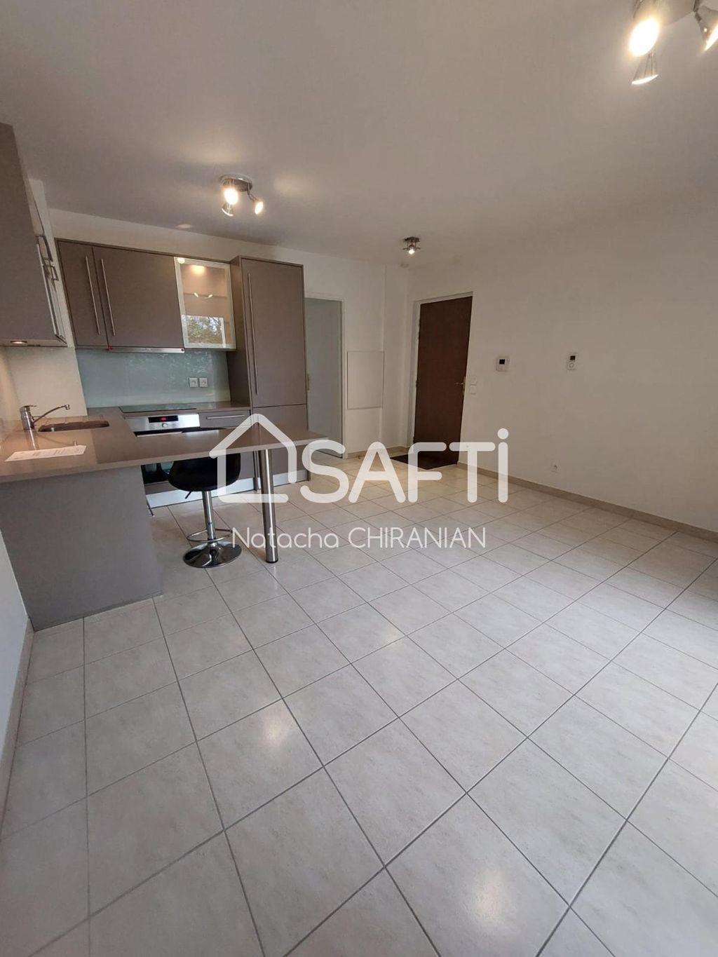 Achat appartement à vendre 2 pièces 43 m² - Pontault-Combault