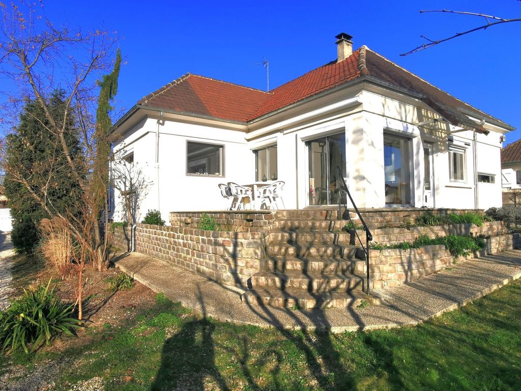 Achat maison à vendre 3 chambres 132 m² - Compiègne