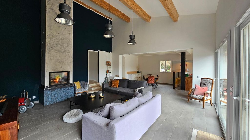 Achat maison à vendre 4 chambres 150 m² - Salernes
